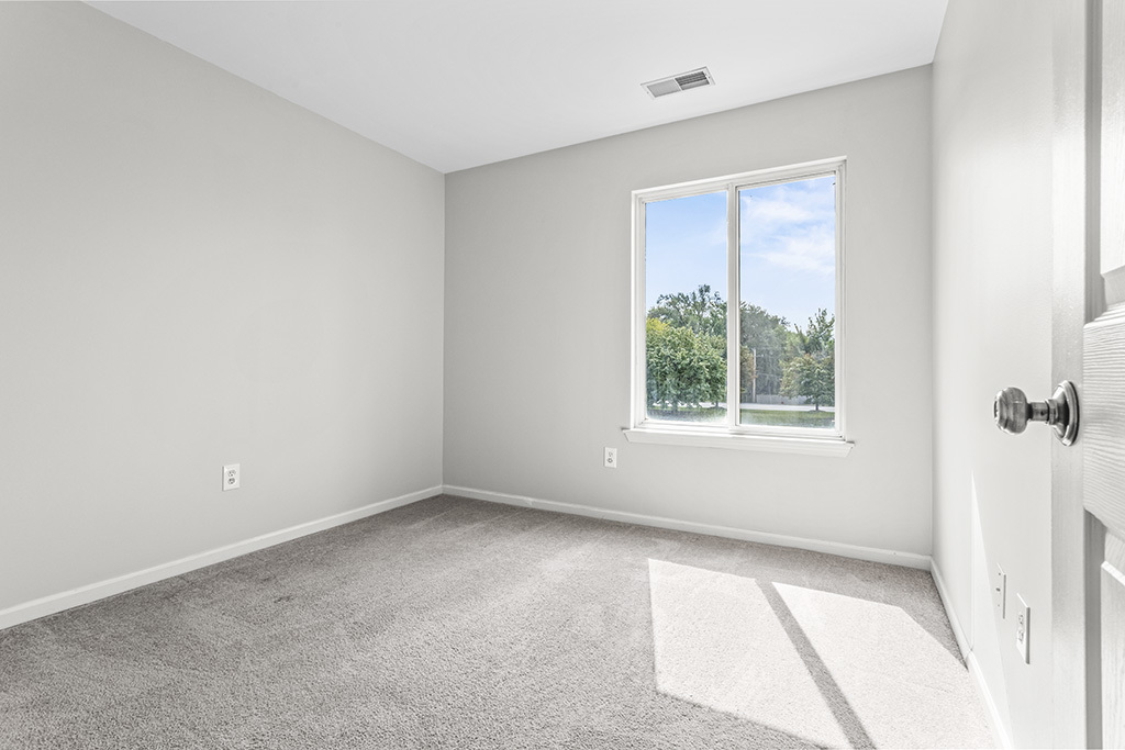 2033 Wedgewood Circle