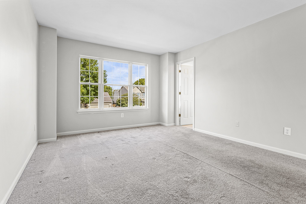 2033 Wedgewood Circle