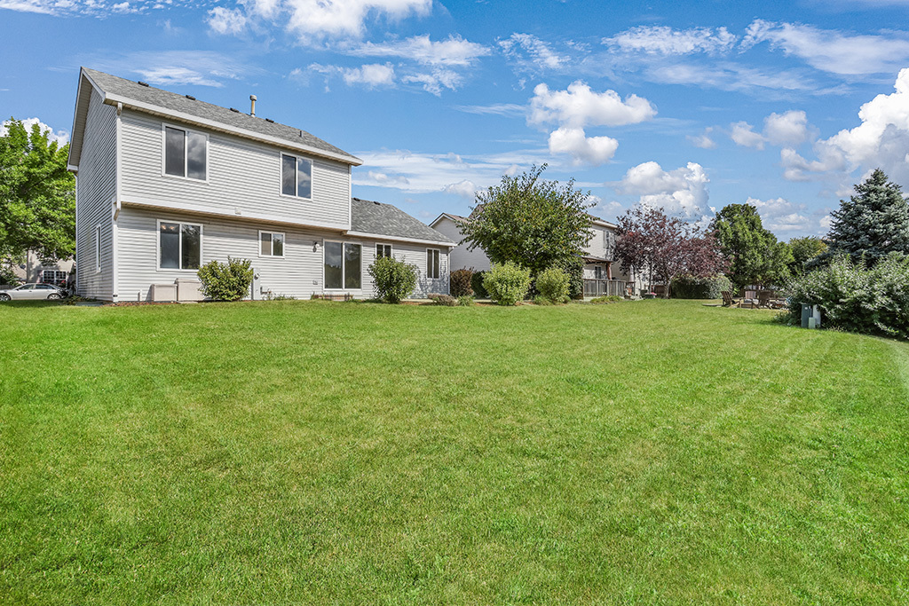 2033 Wedgewood Circle