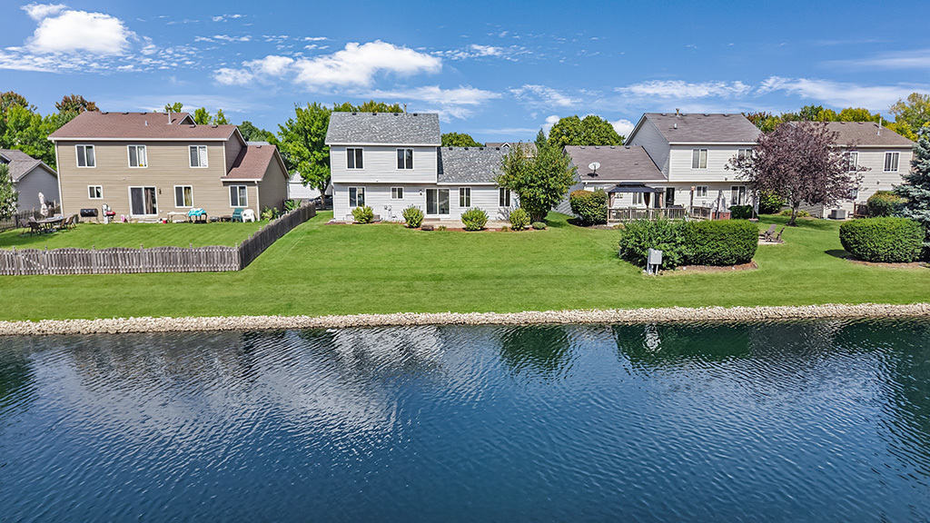 2033 Wedgewood Circle