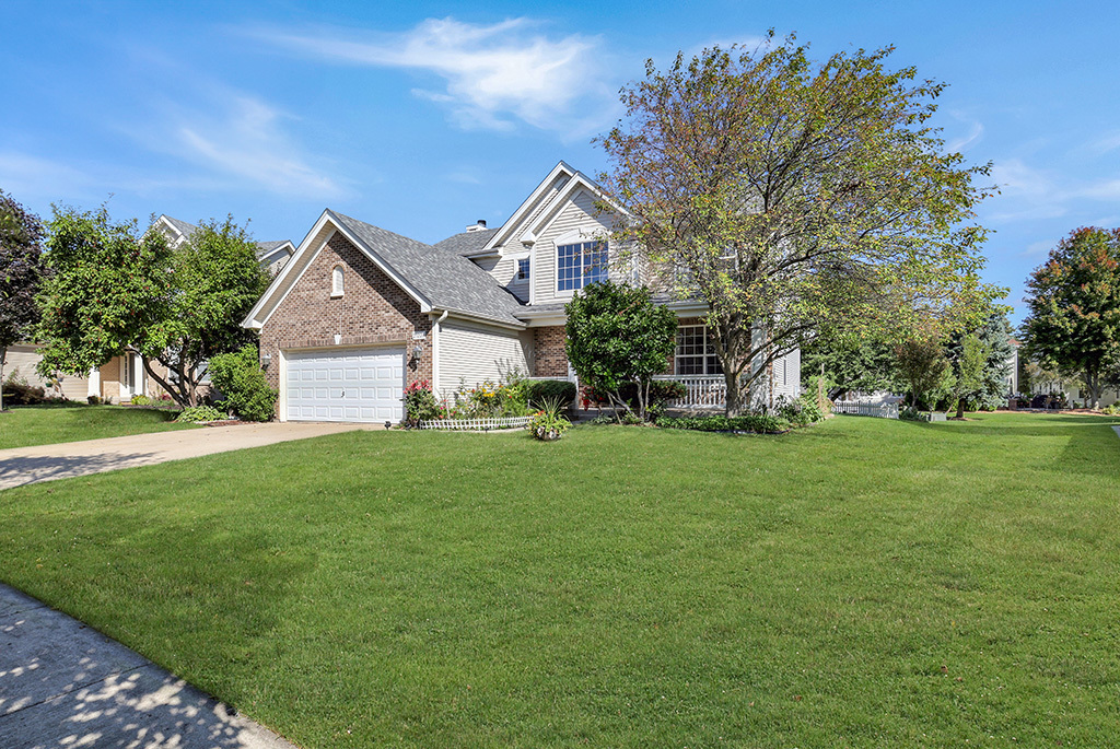 25226 Balmoral Drive