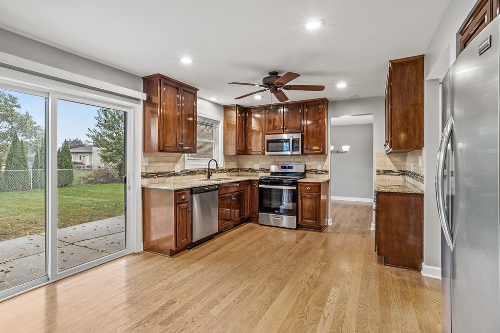 230 Essex Lane
