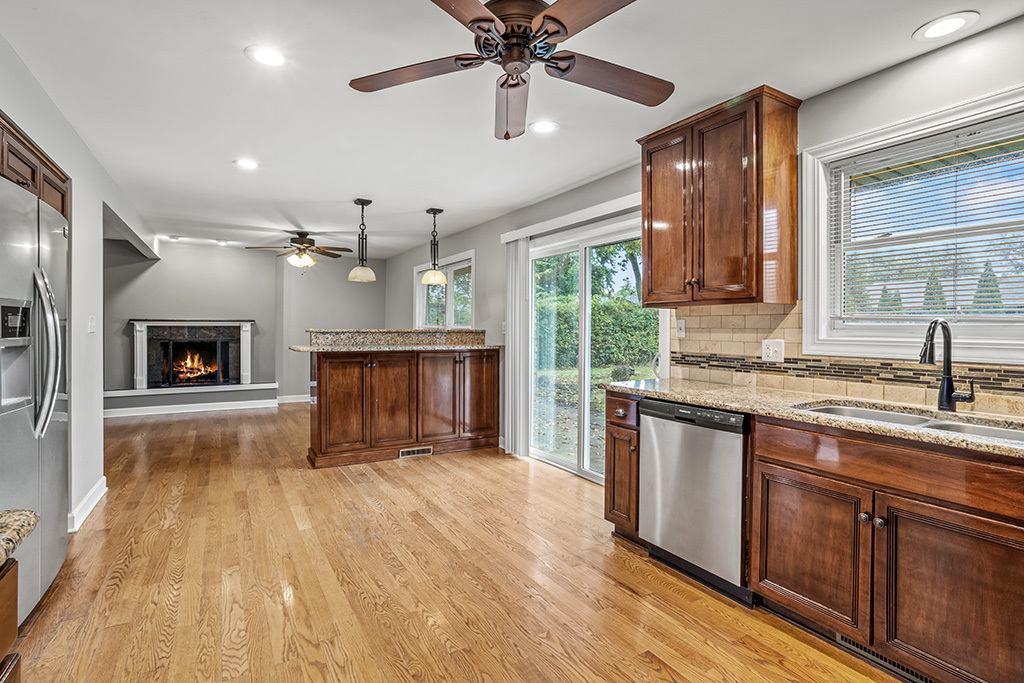 230 Essex Lane