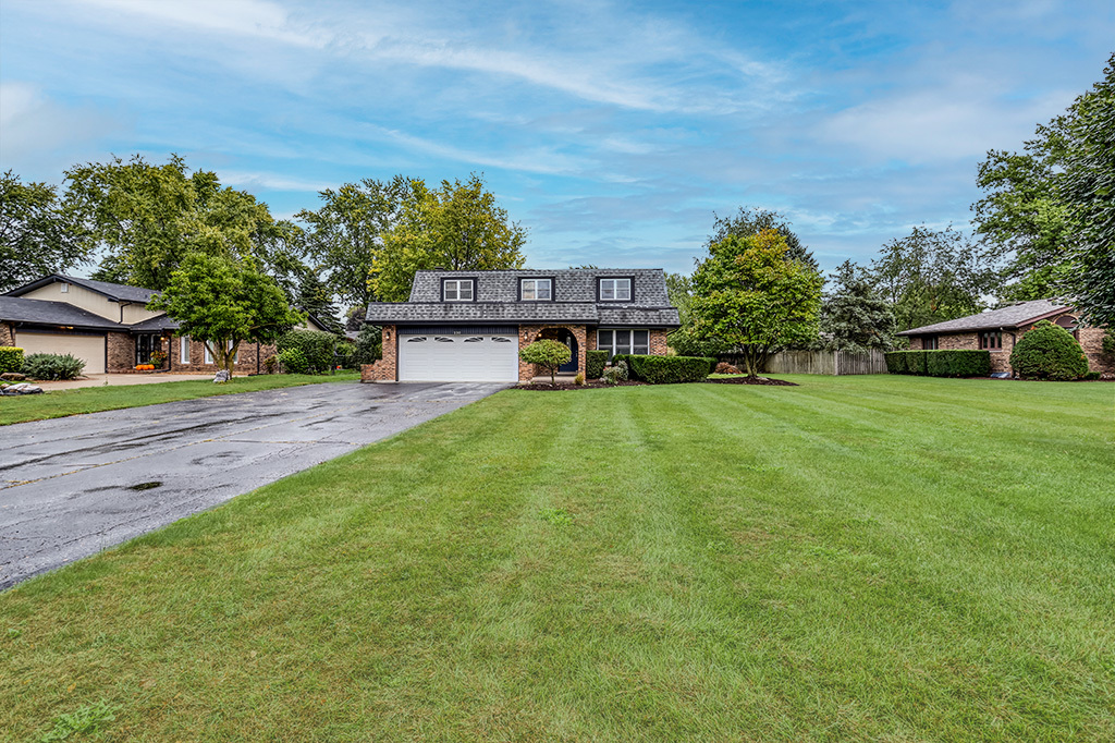 230 Essex Lane