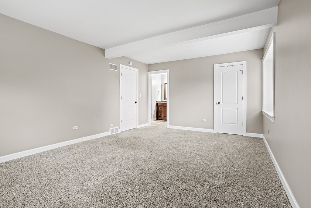 230 Essex Lane