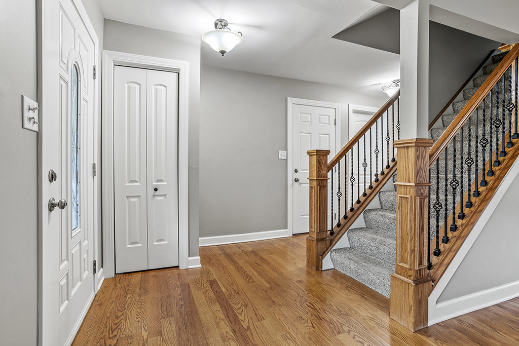 230 Essex Lane