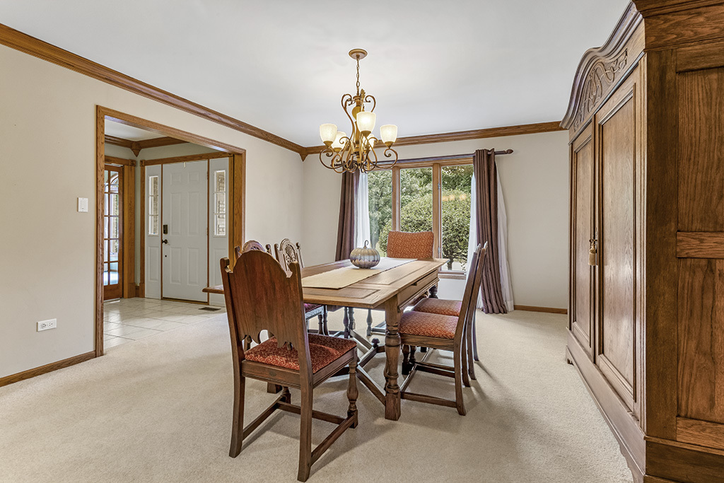 13755 S Golden Oak Drive