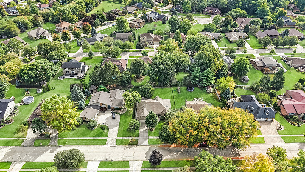 13755 S Golden Oak Drive