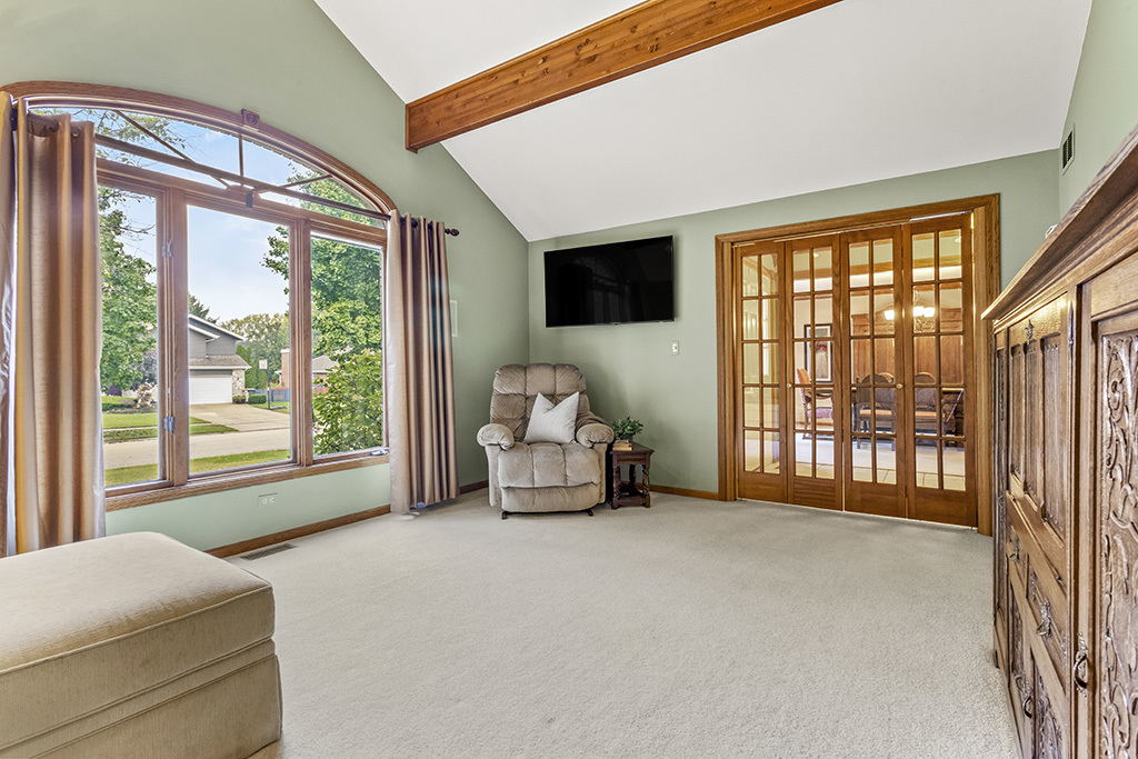 13755 S Golden Oak Drive