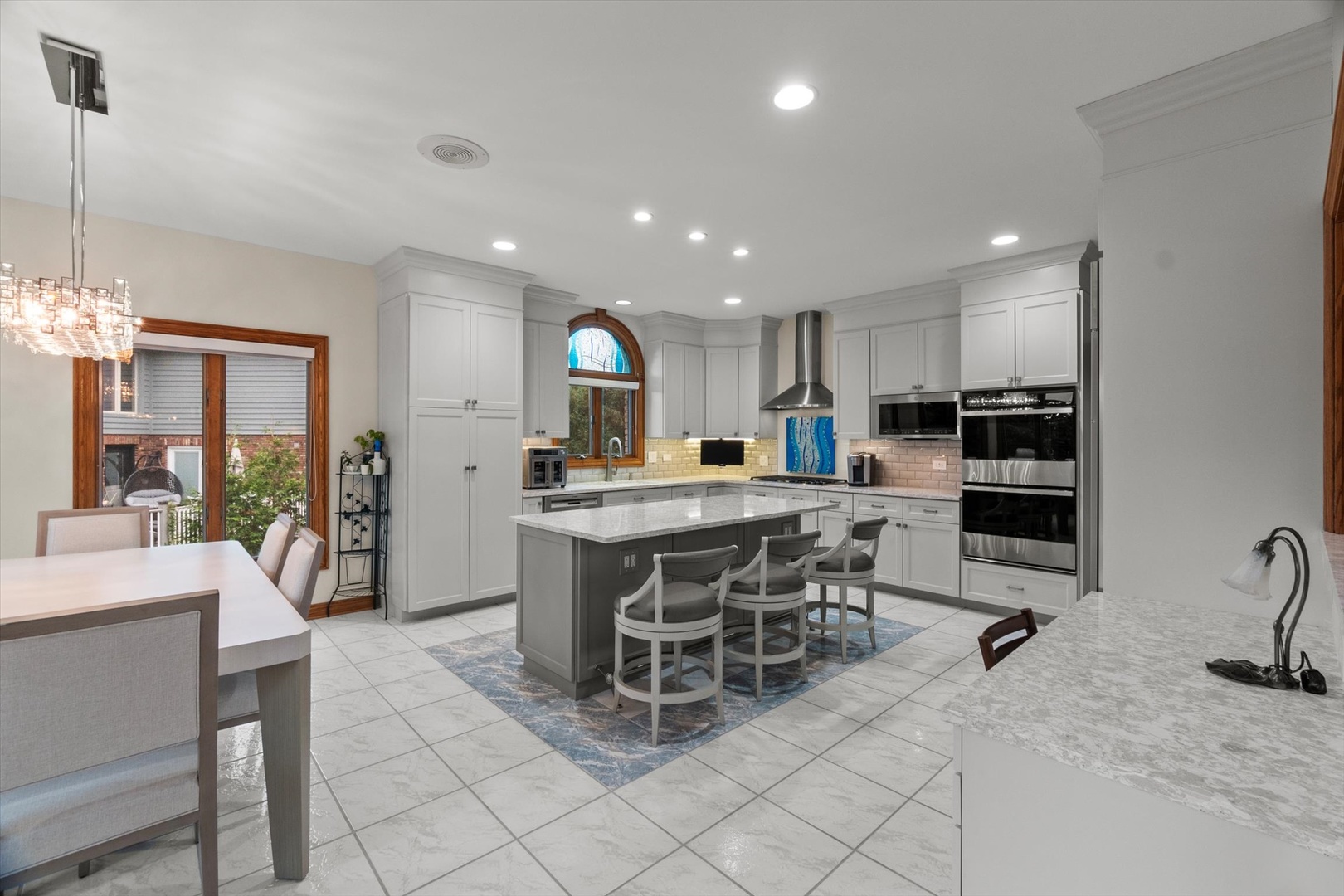 15225 Willow Creek Lane