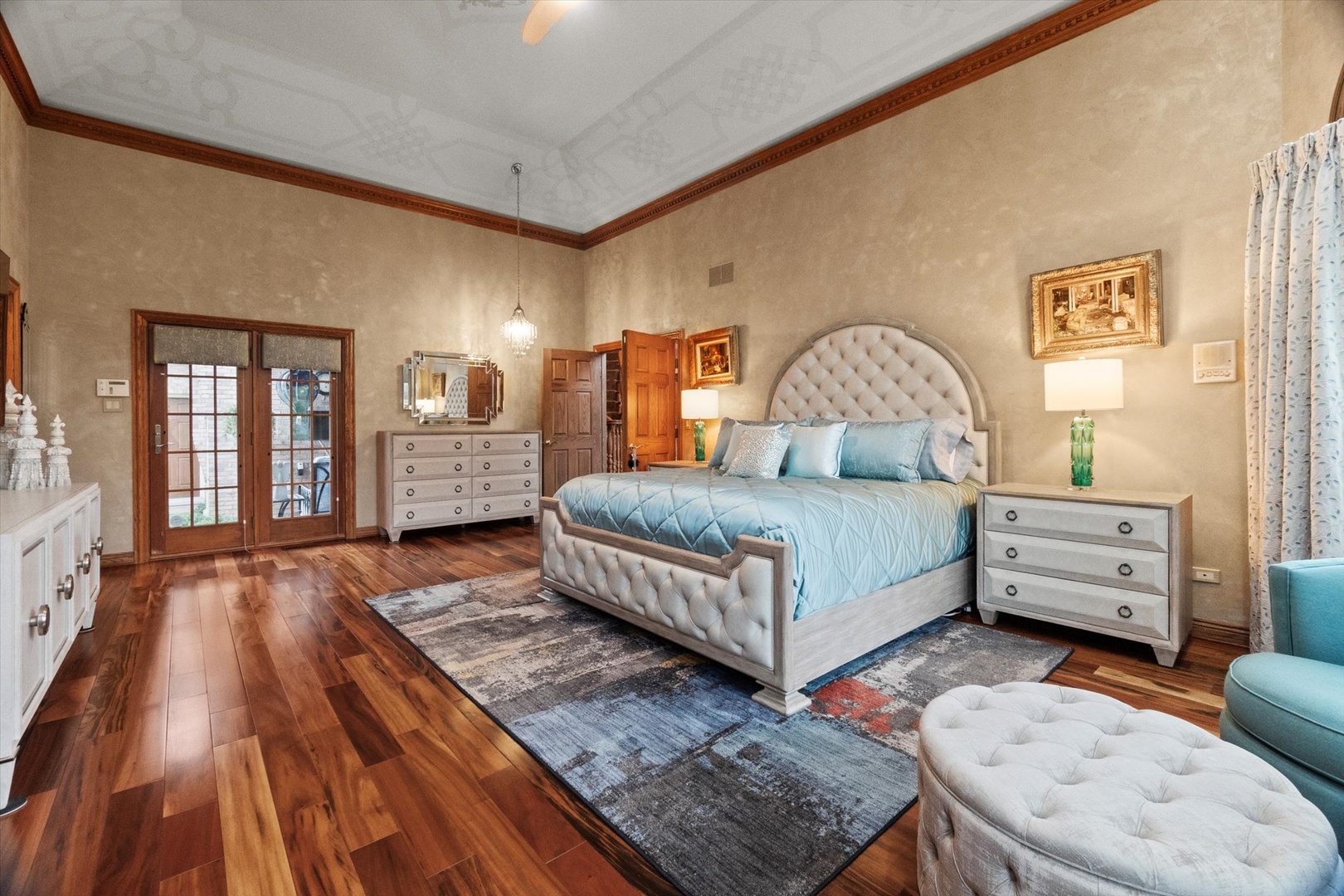 15225 Willow Creek Lane