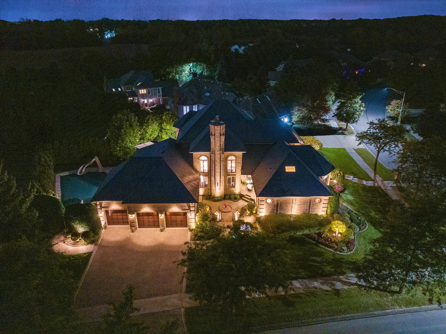 15225 Willow Creek Lane