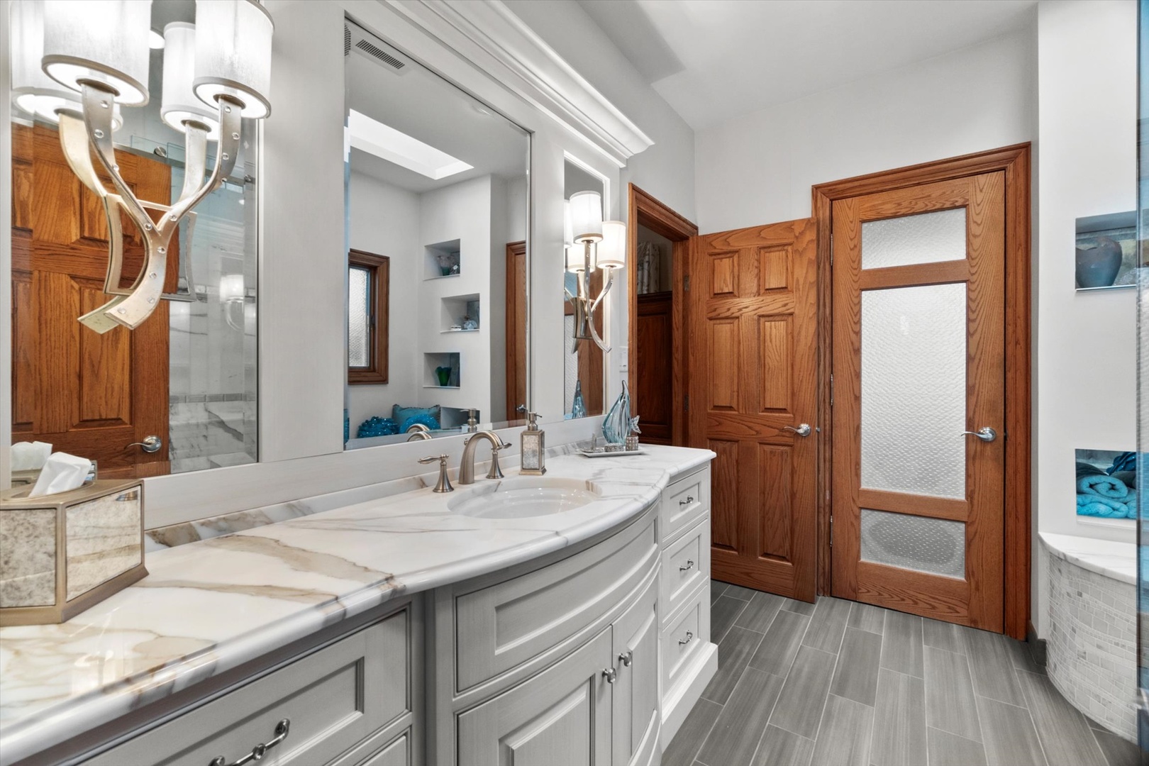 15225 Willow Creek Lane