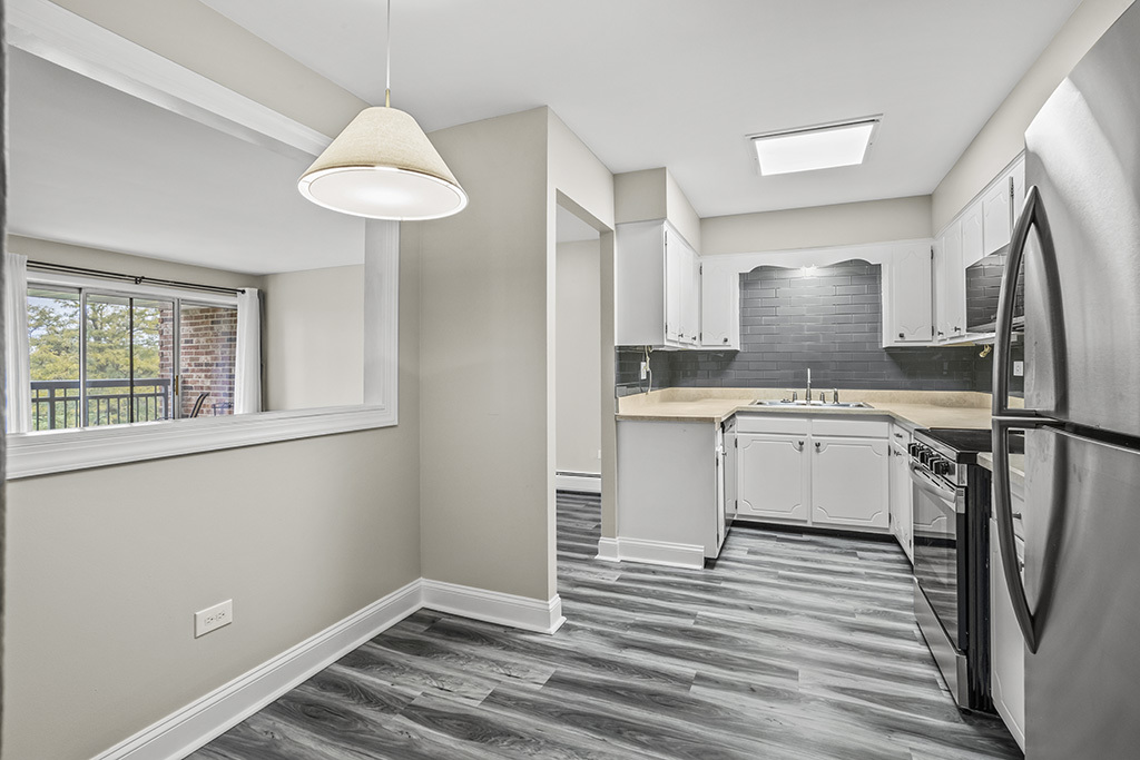 3913 Saratoga Avenue Unit: G-306