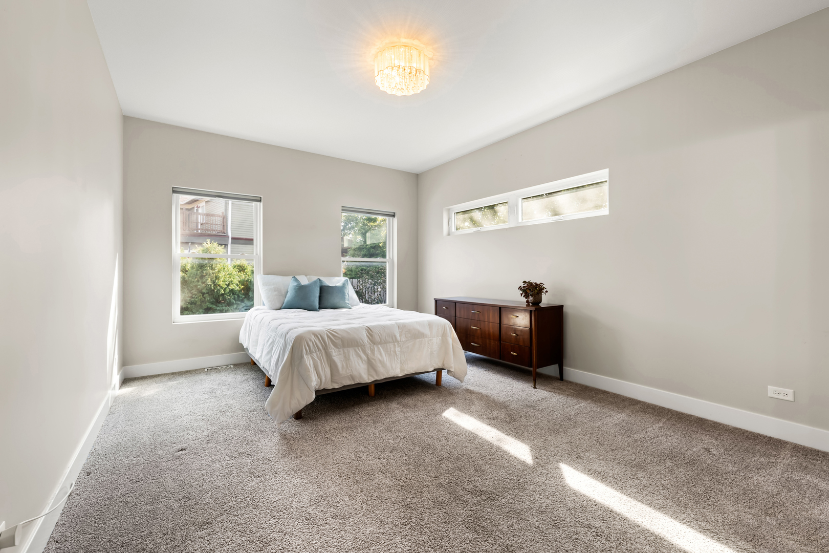 333 W Potomac Avenue