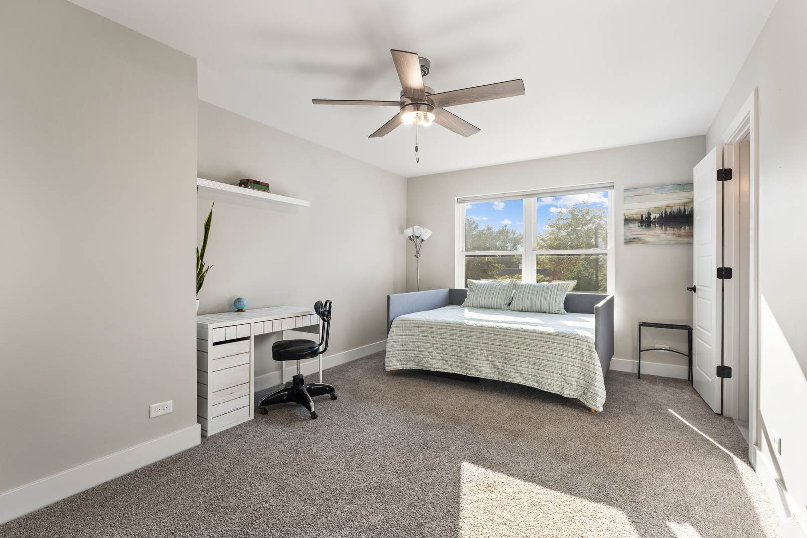 333 W Potomac Avenue