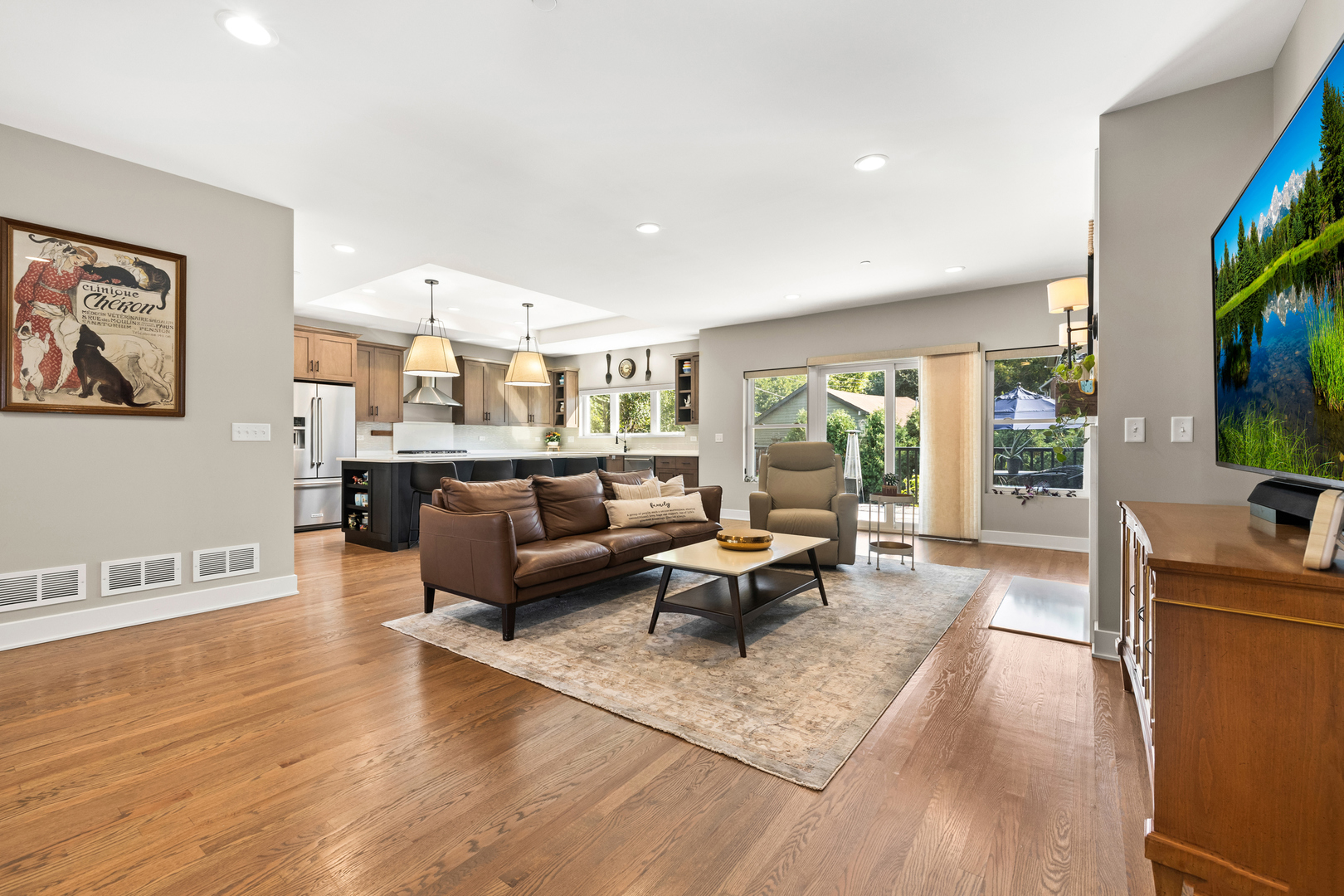 333 W Potomac Avenue