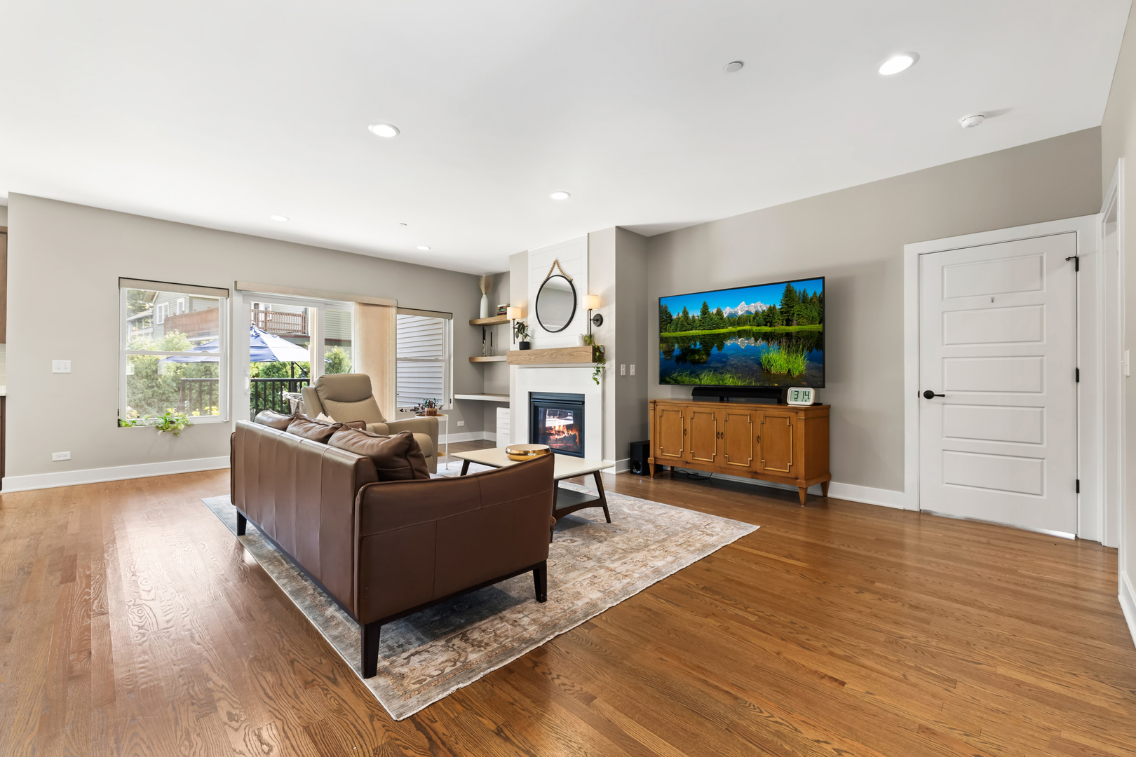 333 W Potomac Avenue