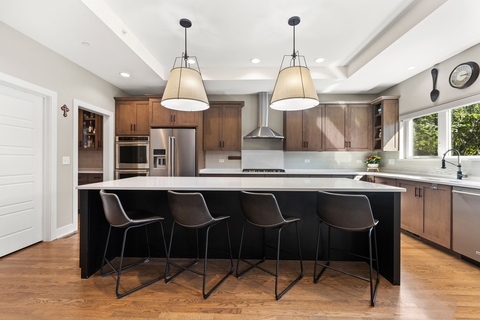 333 W Potomac Avenue