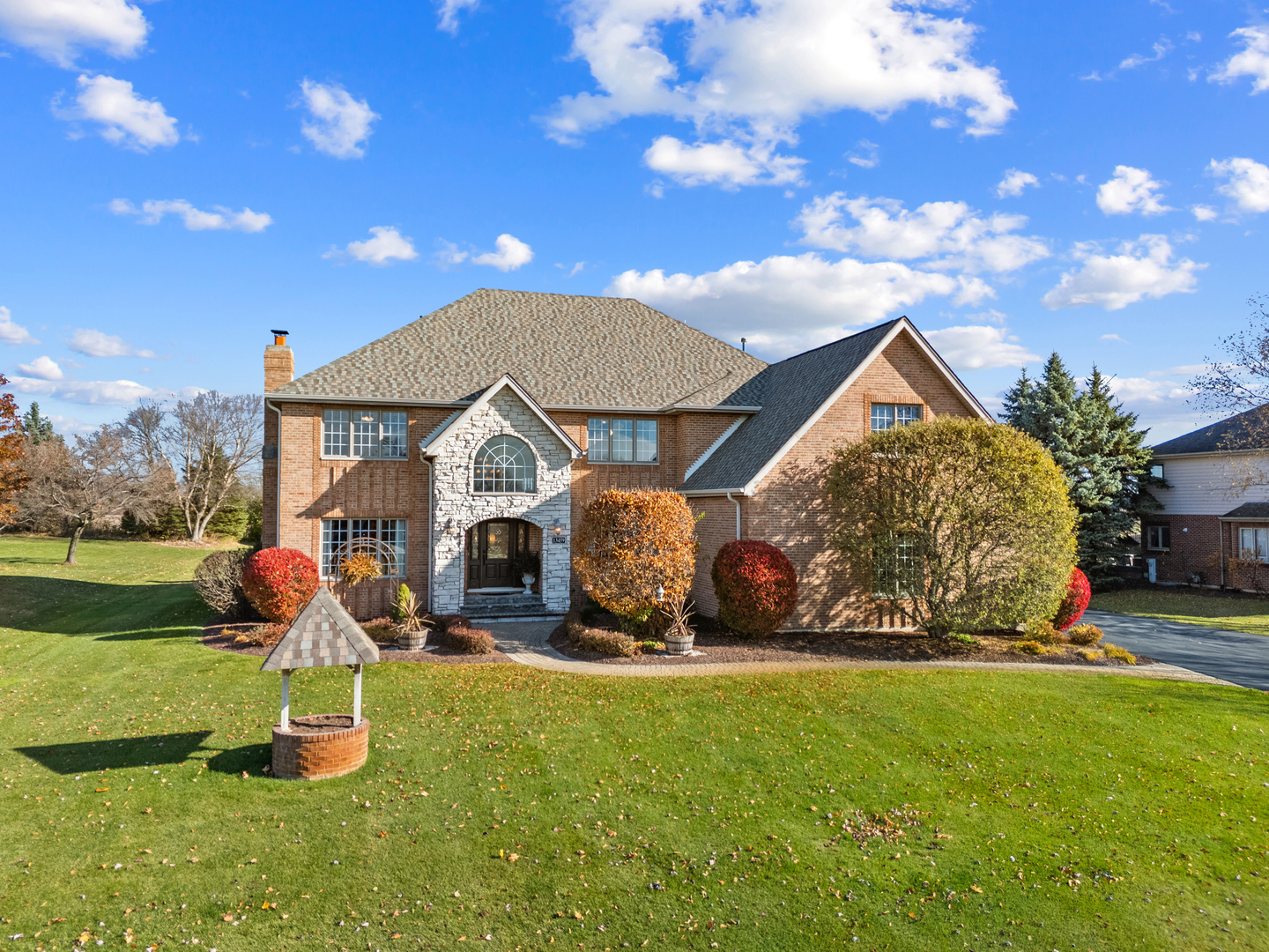 13459 Fox Hill Drive