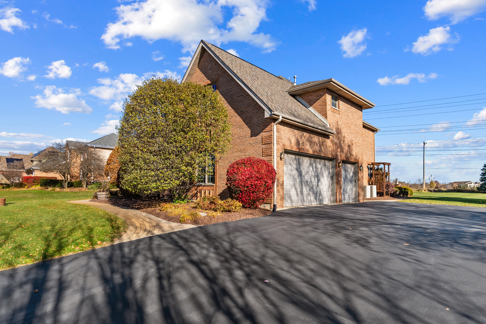 13459 Fox Hill Drive