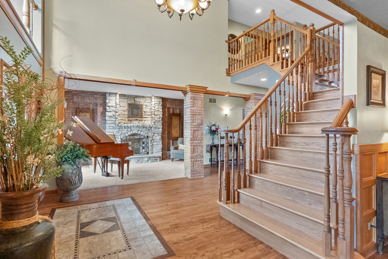 13459 Fox Hill Drive