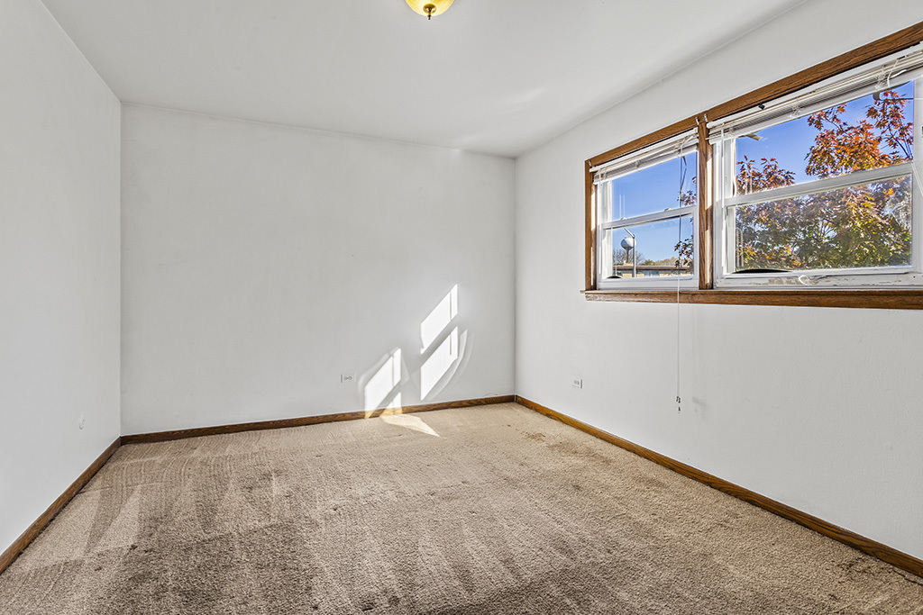 3754 W 120th Street Unit: 2D