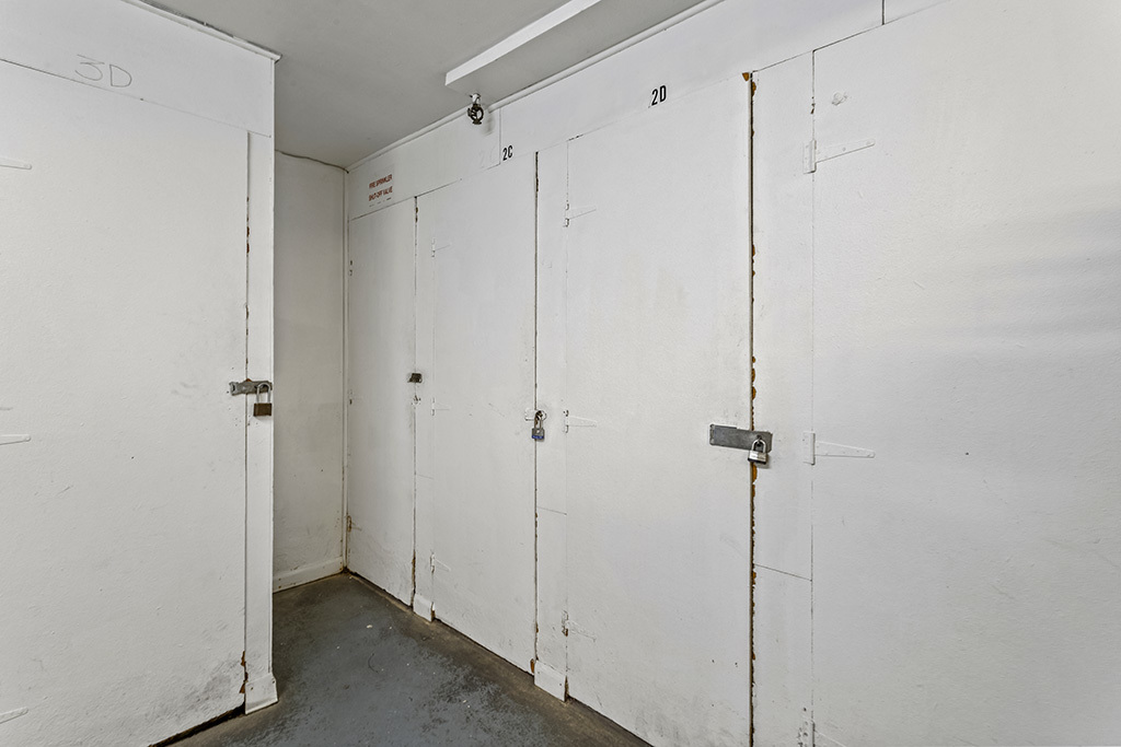 3754 W 120th Street Unit: 2D