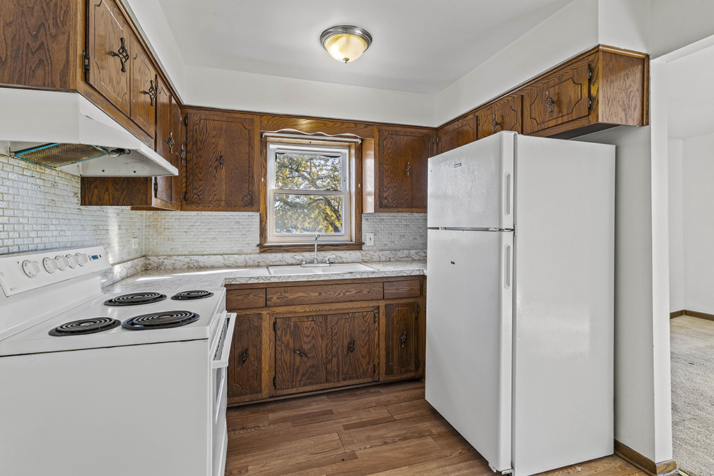 3754 W 120th Street Unit: 2D