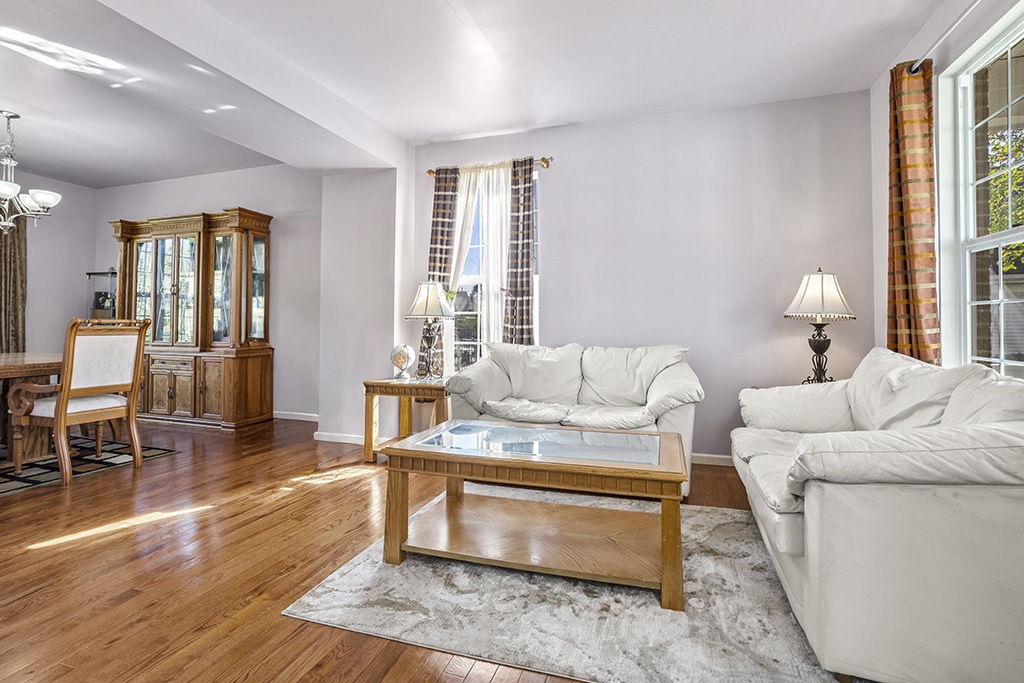 25226 Balmoral Drive