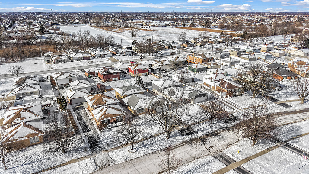 17374 Overhill Avenue