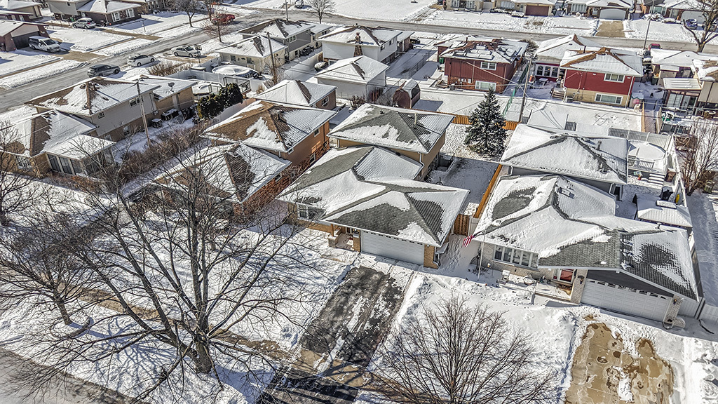 17374 Overhill Avenue