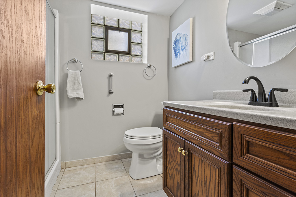 17374 Overhill Avenue