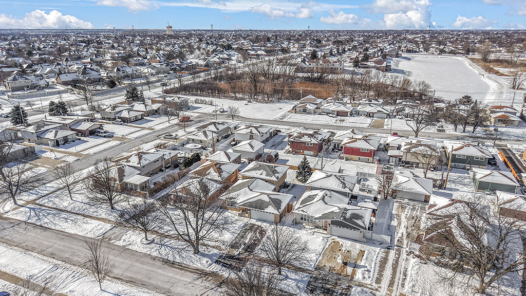 17374 Overhill Avenue