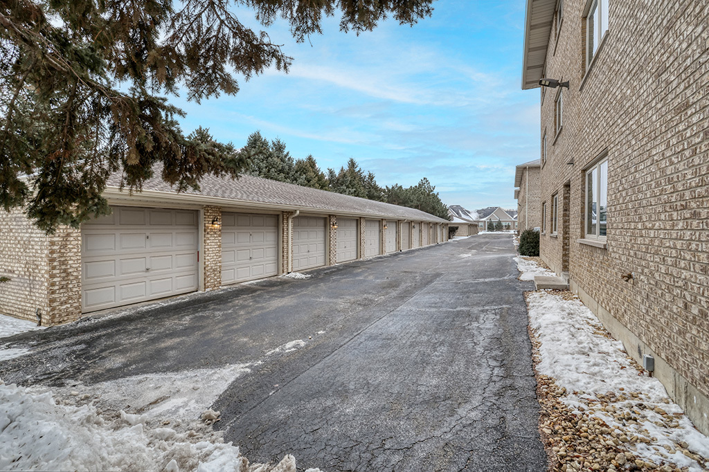 12755 Saint Andrews Court Unit: 302