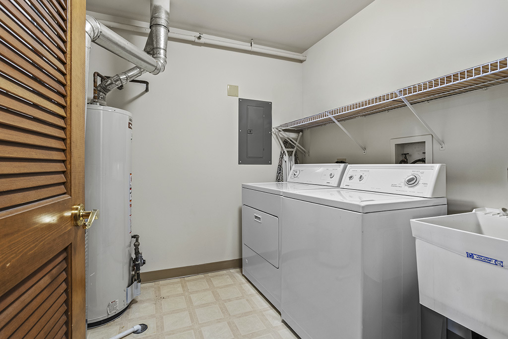 12755 Saint Andrews Court Unit: 302