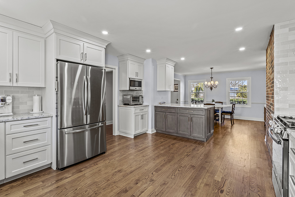 14201 S Chickasaw Trail