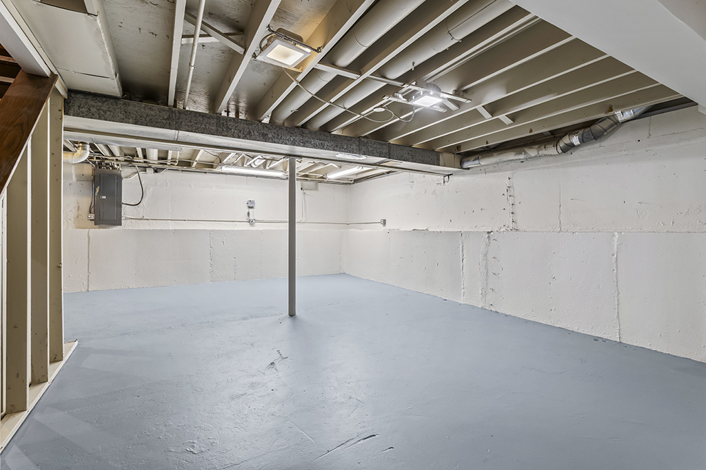 14201 S Chickasaw Trail