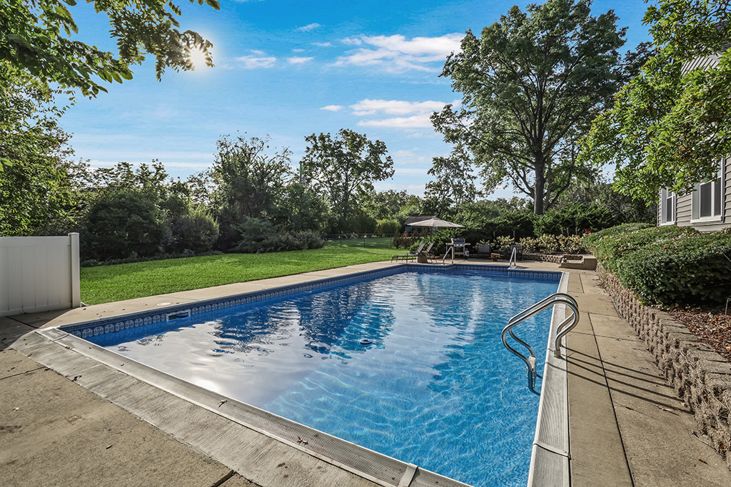 14201 S Chickasaw Trail