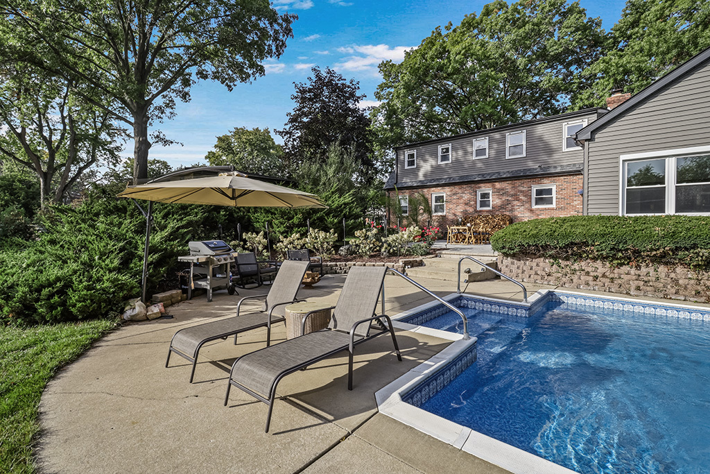 14201 S Chickasaw Trail