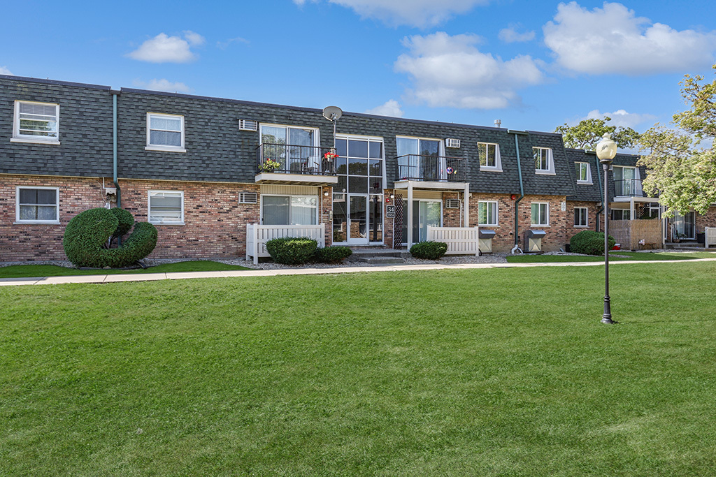 9954 S 84th Terrace Unit: 109