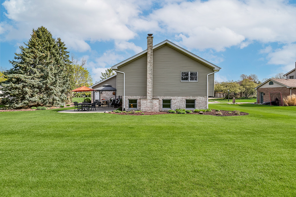3204 Hickory Creek Drive