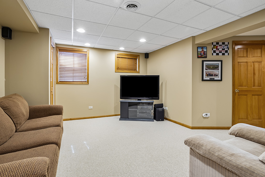 3204 Hickory Creek Drive