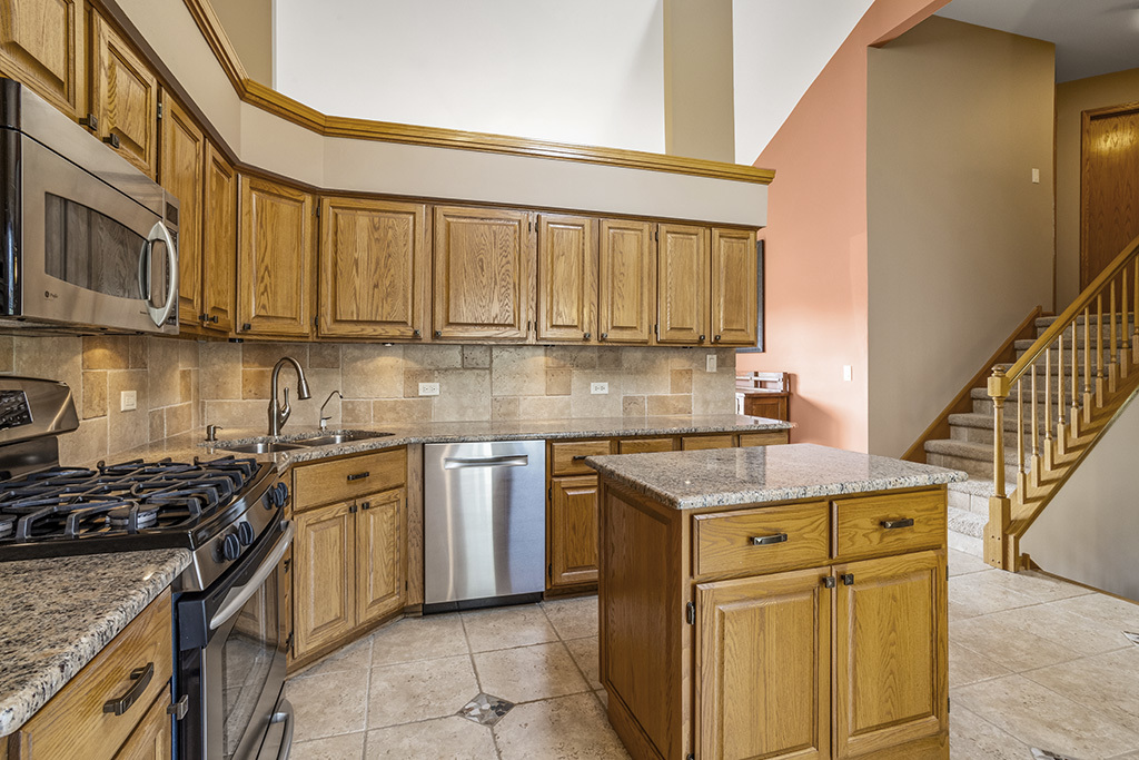 3204 Hickory Creek Drive