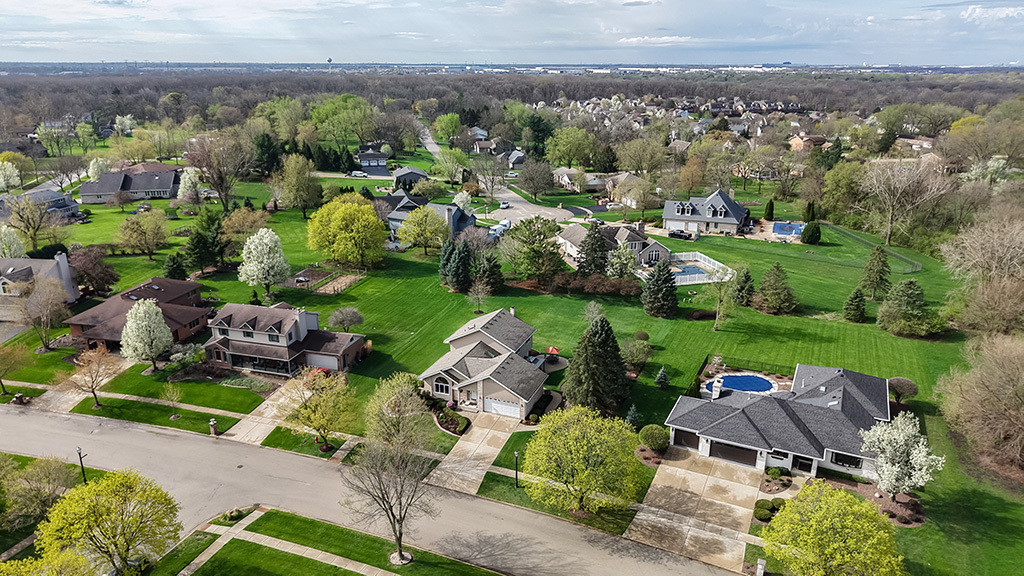 3204 Hickory Creek Drive