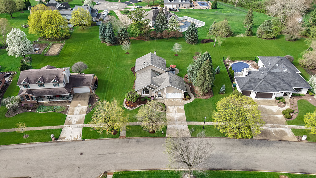 3204 Hickory Creek Drive