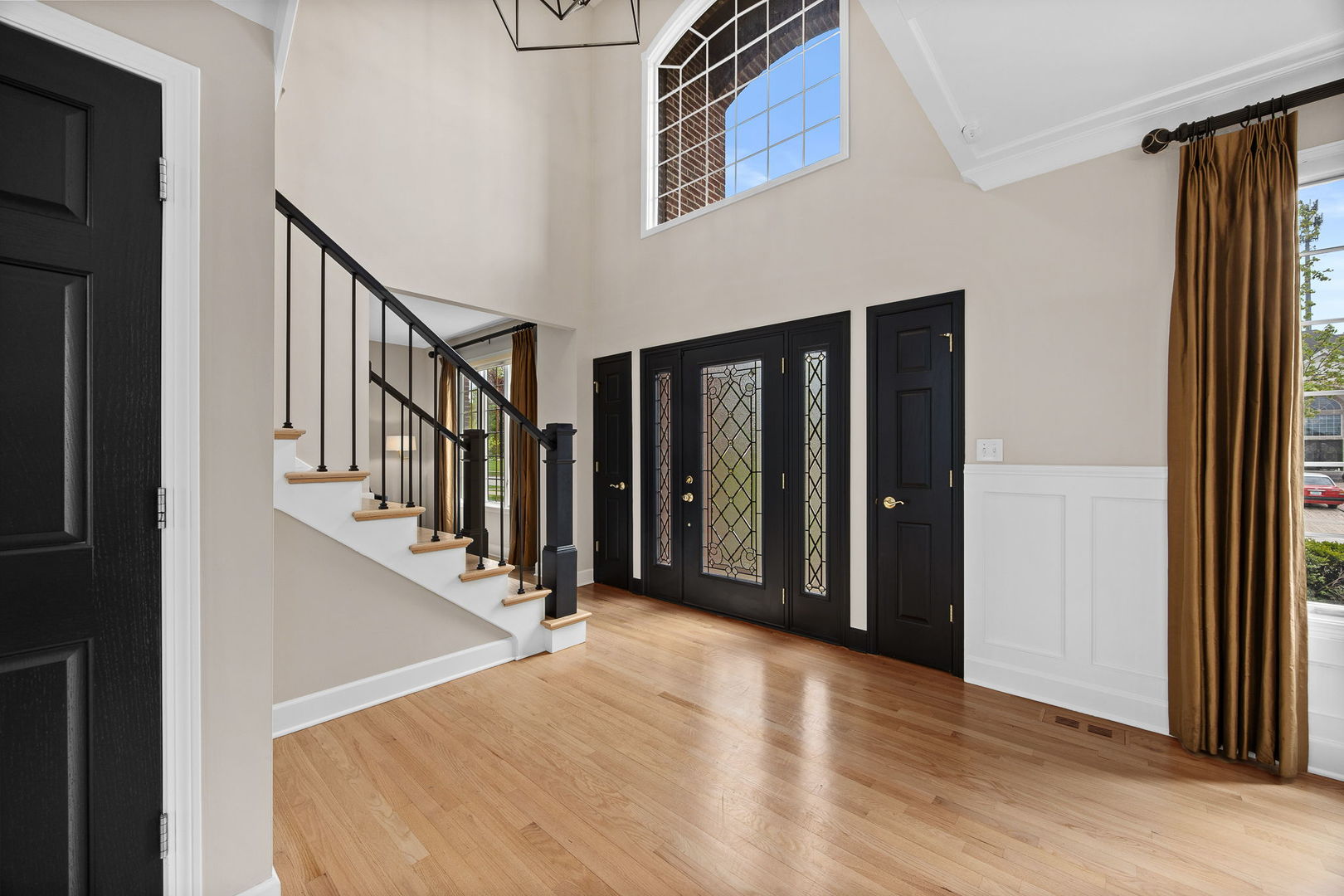 1045 Hilltop Drive