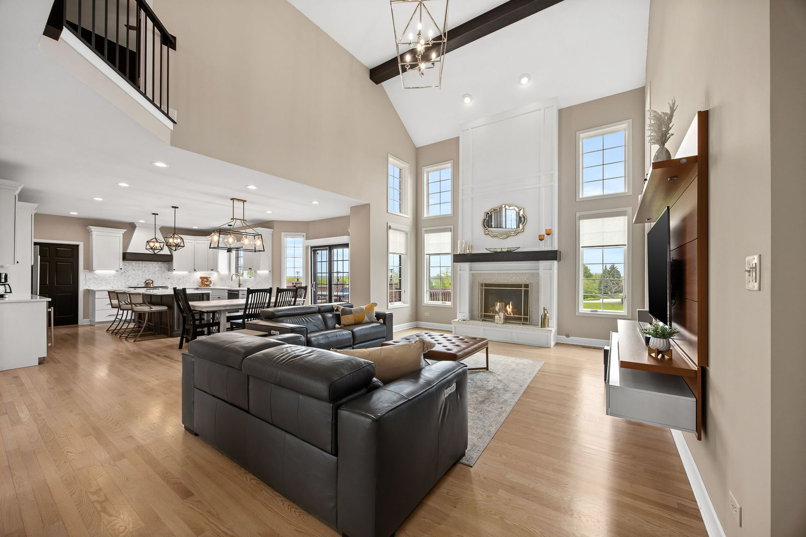 1045 Hilltop Drive
