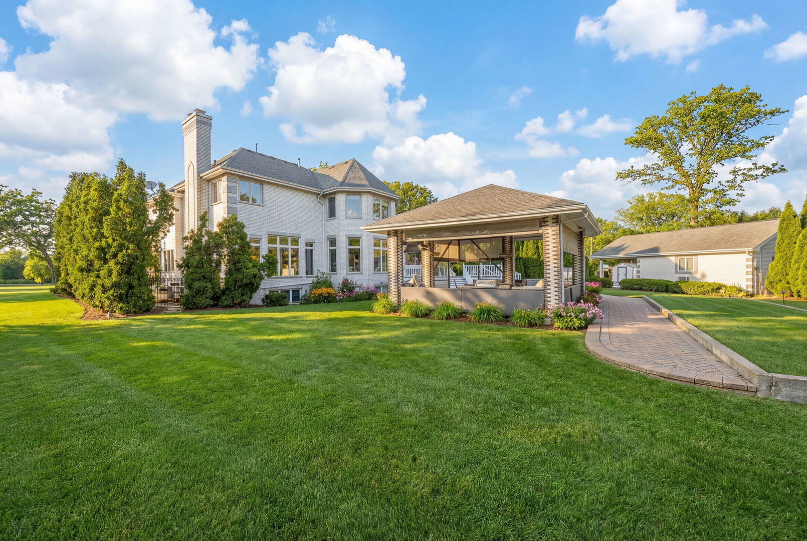 1 Bell Oak Lane