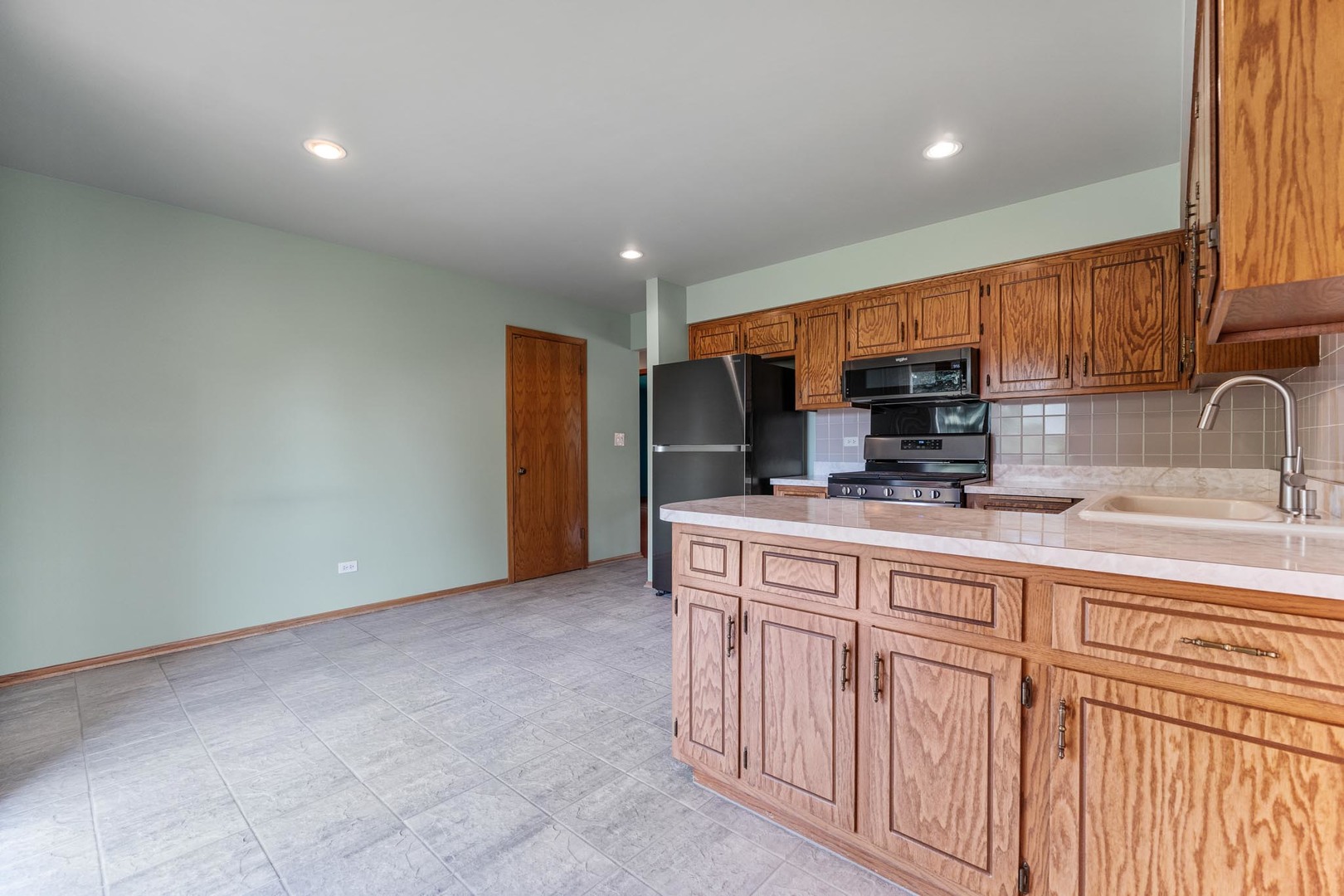 13437 Arabian Drive